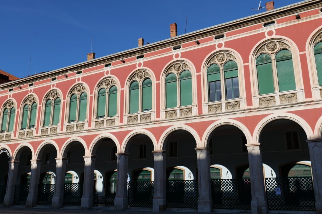 Sipping coffee as you watch the world go by in this beautiful square is giving major main character energy!