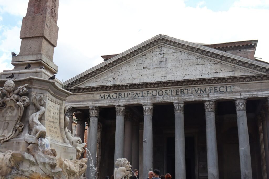 The Pantheon is such an iconic Rome landmark!