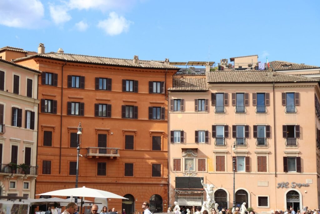 The colourful buildings of Piazza Navona!