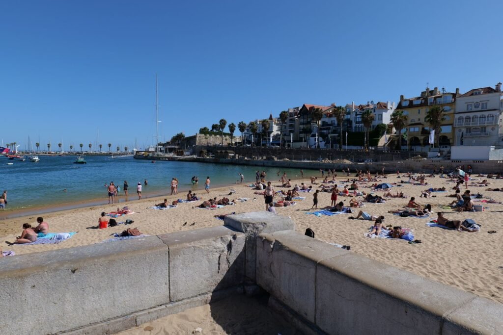 Cascais is perfect for a beach day!