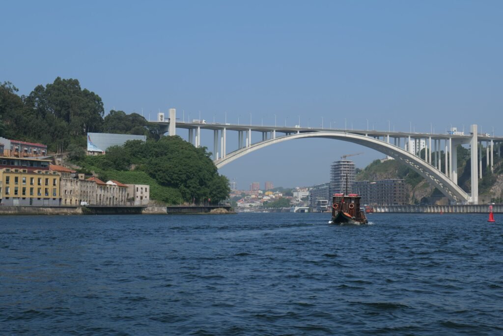 Sailing along the Douro is a must-do experience in Porto!
