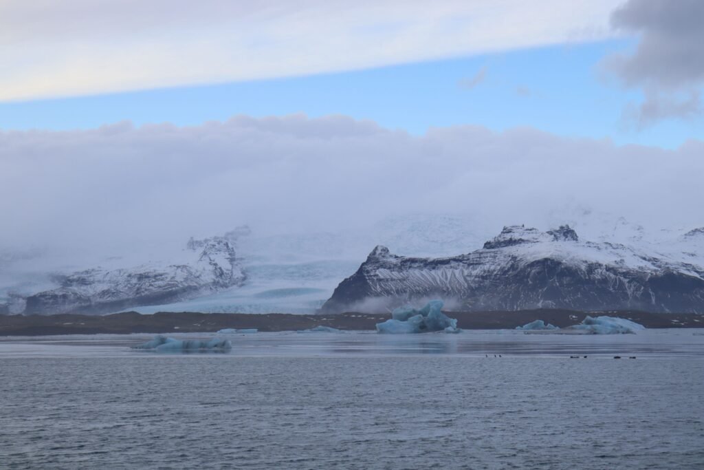Icebergs floating in the Jökulsárlón Glacier Lagoon