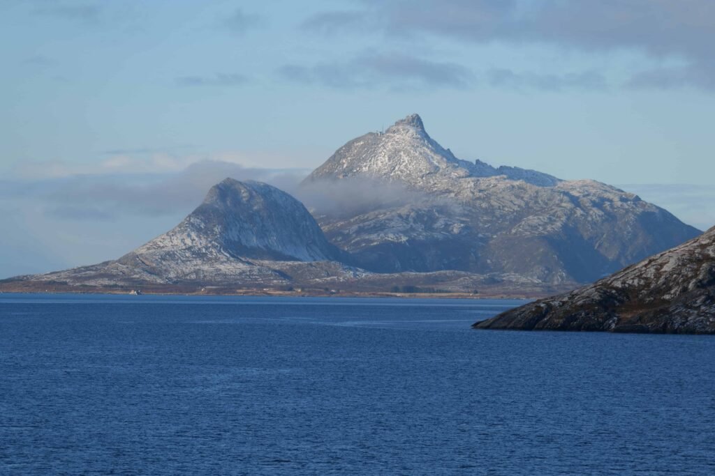 Crossing the Arctic Circle with Havila!
