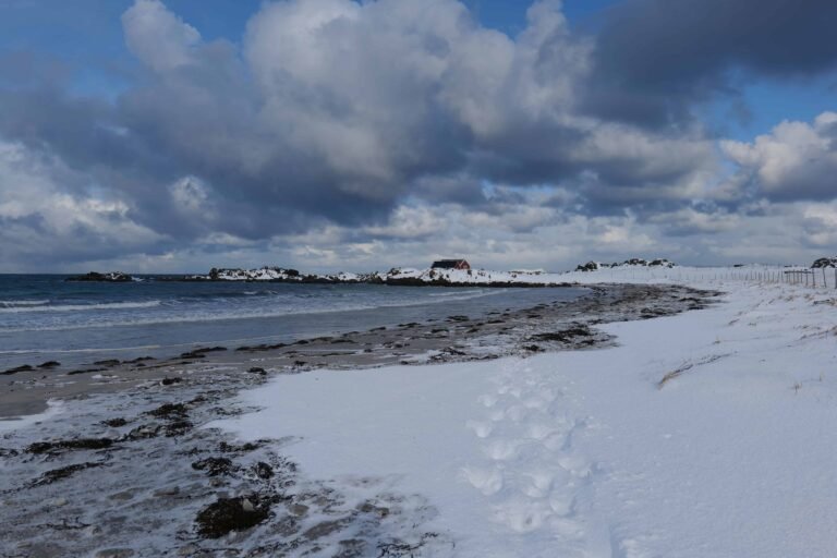 I Experienced -18°C in Norway in March – Here’s Exactly What I Packed to Stay Warm