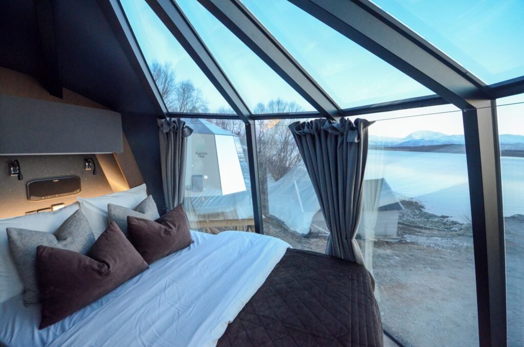 Spectacular views from one of the rooms at Steam Pier hotel! (Photo: Expedia)