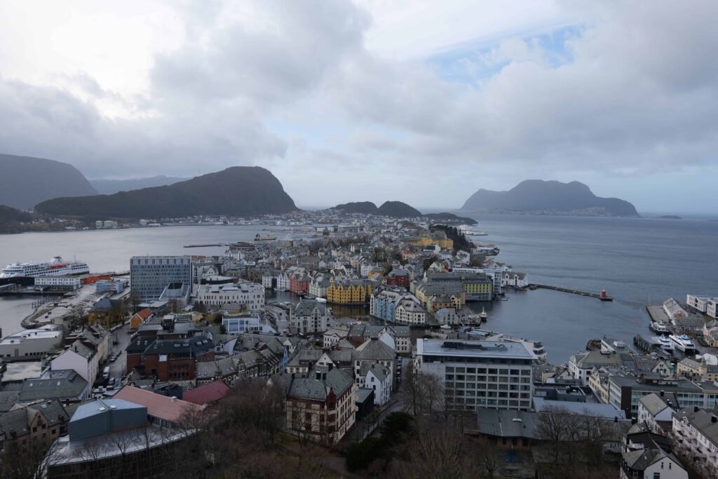 The view from the summit of Mount Aksla!