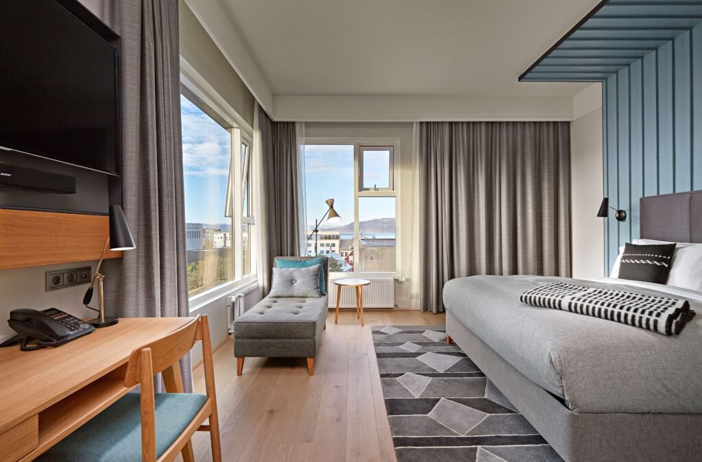 A room at Canopy by Hilton Reykjavik City Centre with beautiful city views! (Photo: Expedia)
