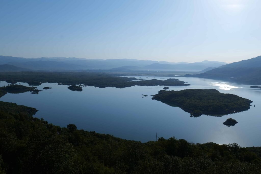 The view from the Salty Lake viewpoint!