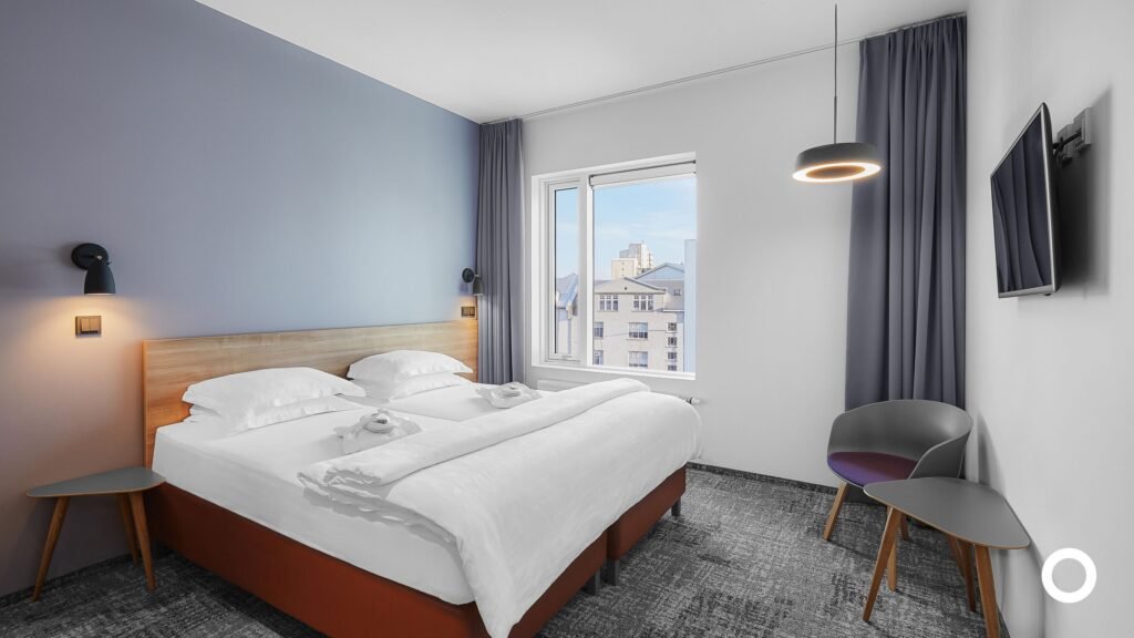 A luxurious room at Miðgarður by Center Hotels (Photo: Expedia)