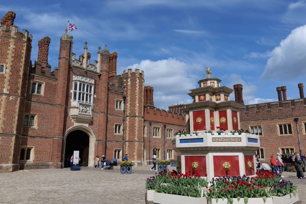 Stepping back into Regency England at Hampton Court!