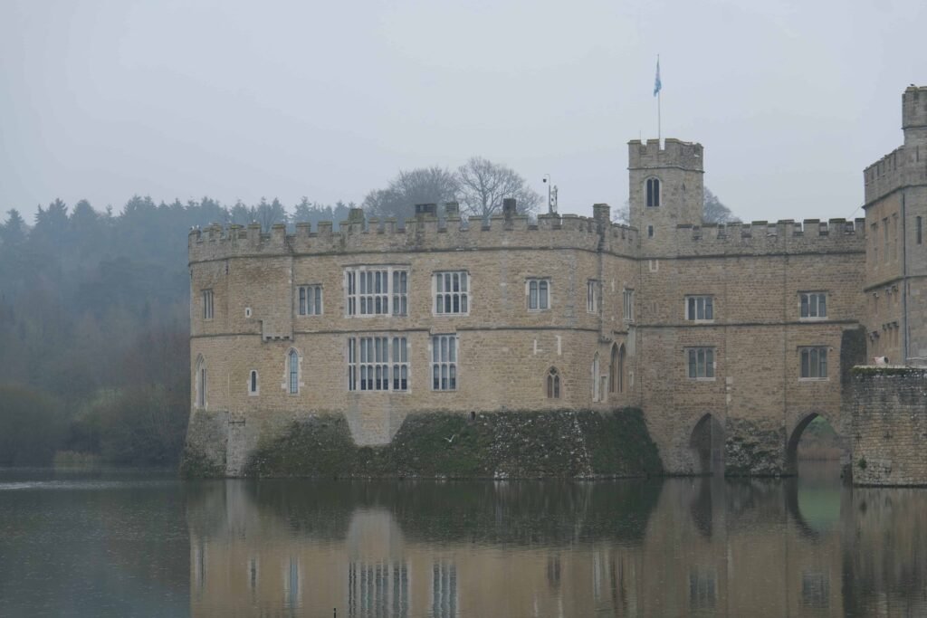 The castle perfectly reflected in the lake as this perfect spring day draws to a close!