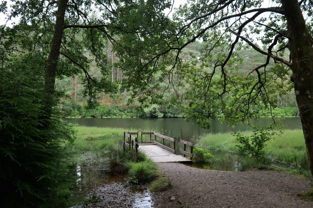 Walking around Glencoe Lochan!