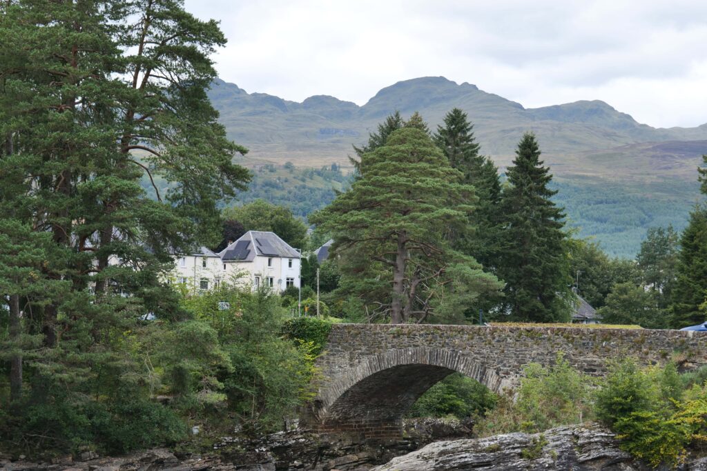 The bridge over the River Dochart